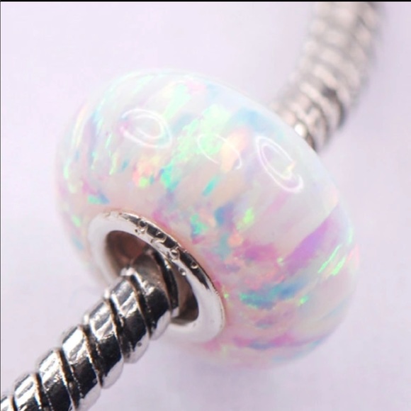 Opal bead with silver Core - Picture 4 of 8